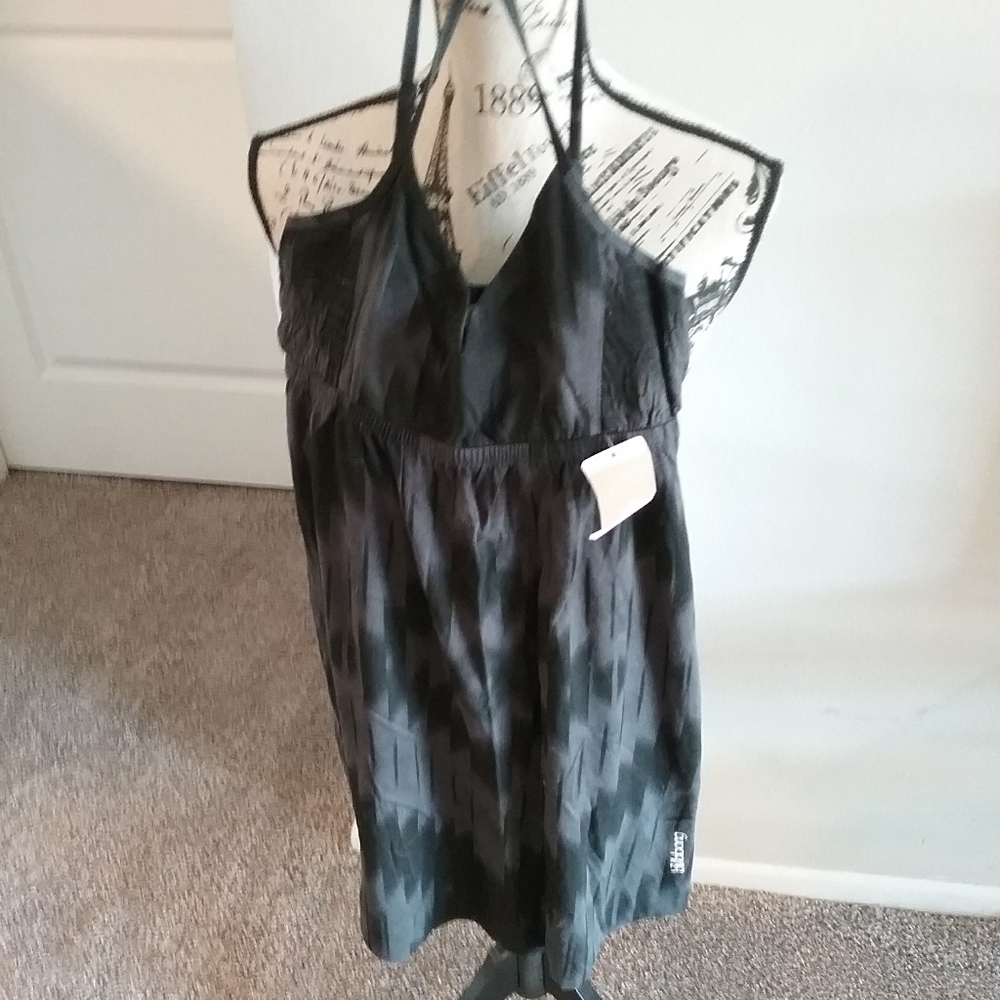 BRAND NEW Billabong Black & Grey Dress - Size M